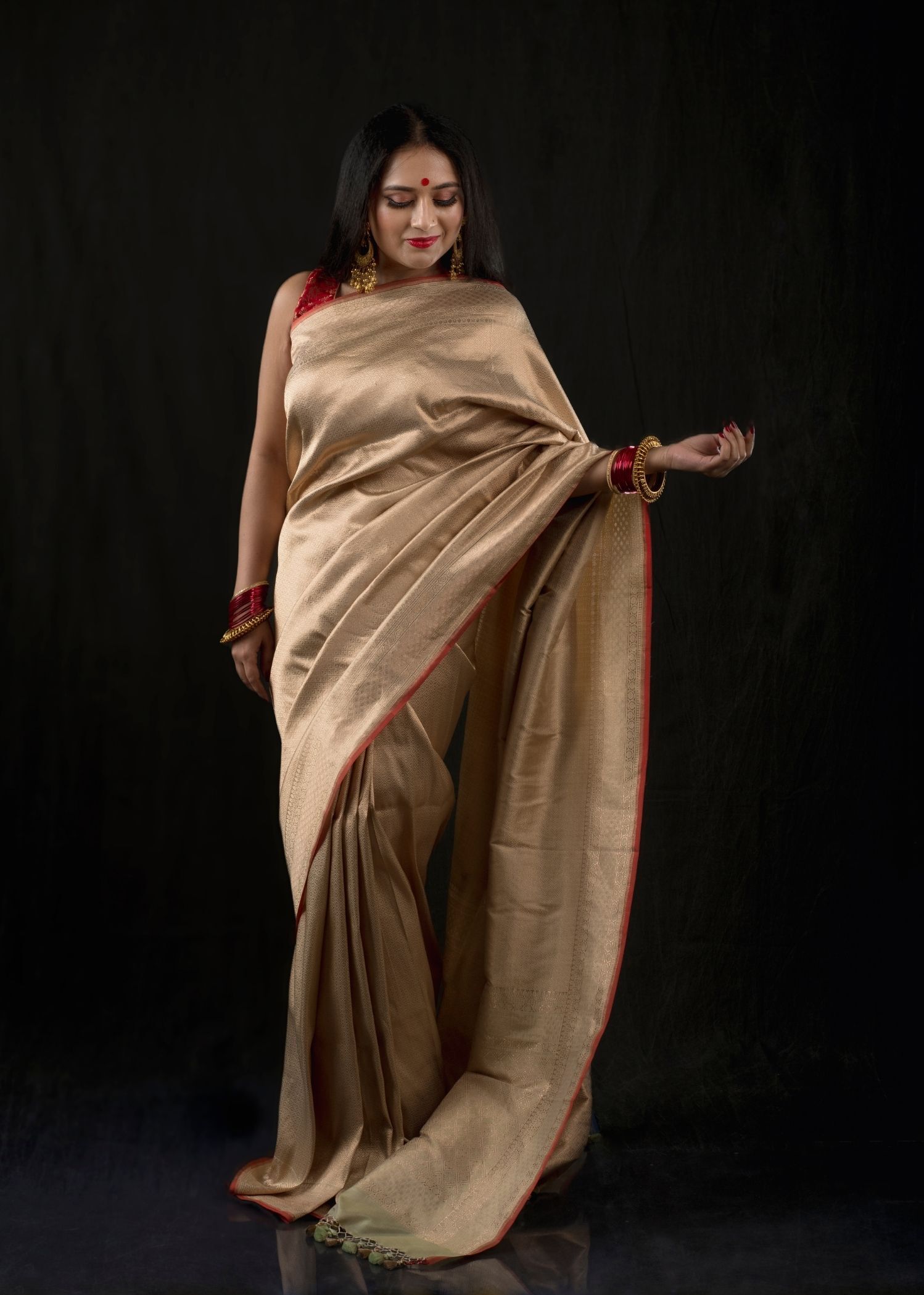 Pure Katan Silk Gold and Red Khinkhwab Banarasi Handloom Saree