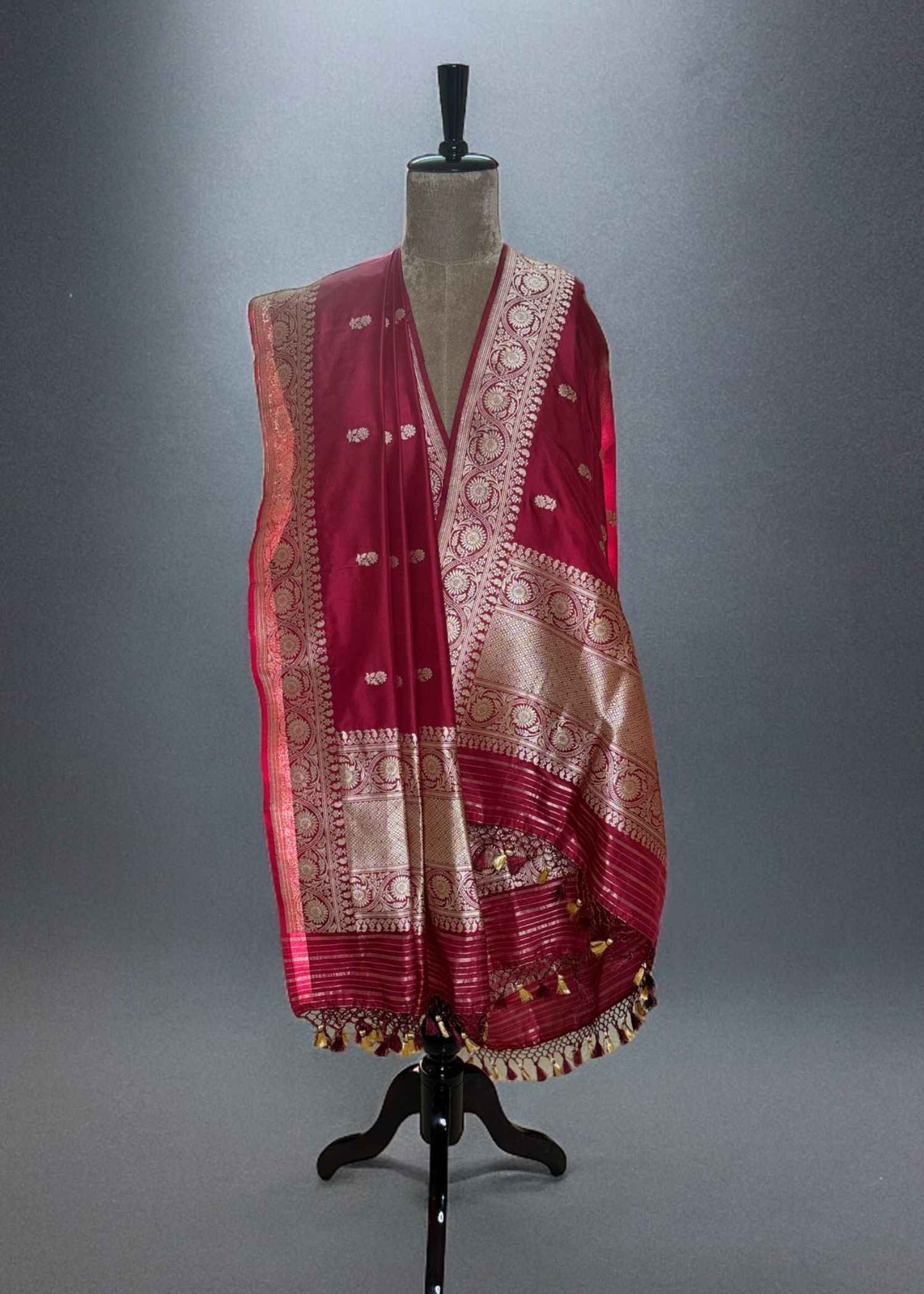 Red Katan Silk Kadhua Booti Dupatta - Image 3