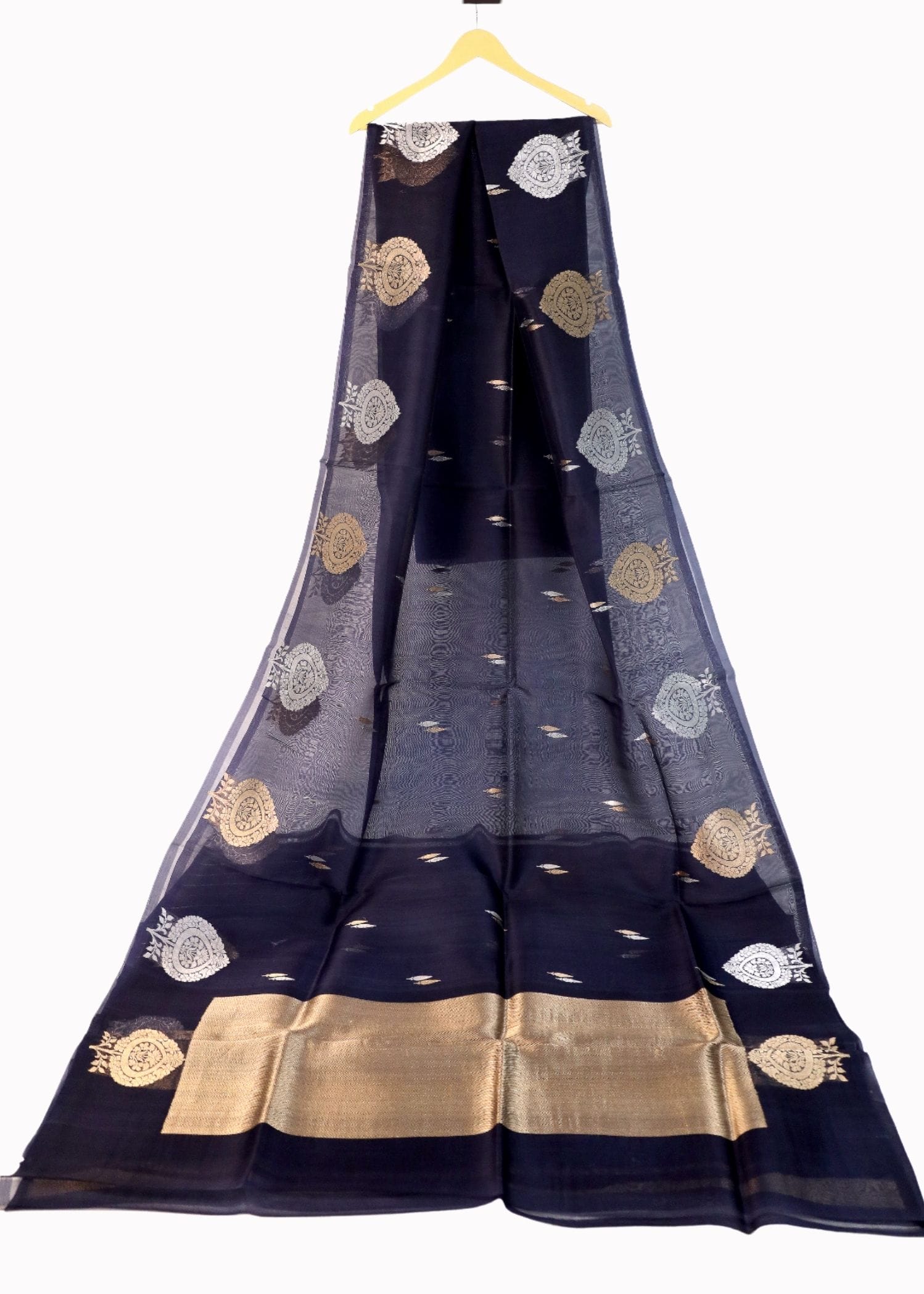 Pure Kora Silk Navy Blue Kadhuan Boota Gold And Silver Zari Saree - Image 2