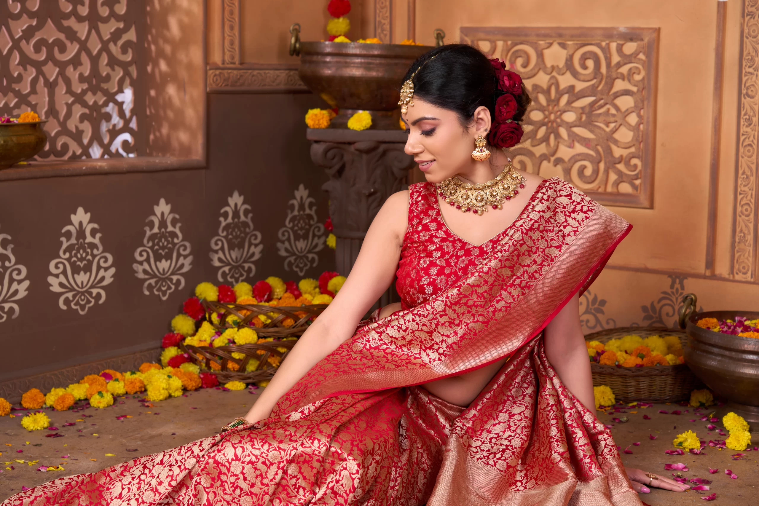 Pure Katan Silk Shikargah Brocade Banarasi Saree in Royal Red - Image 4